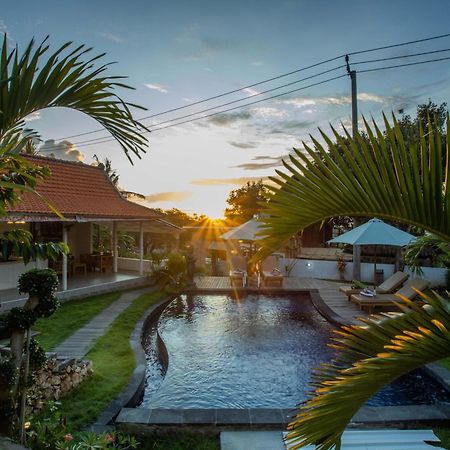 Blue Sky Villa Ceningan Lembongan Exterior foto